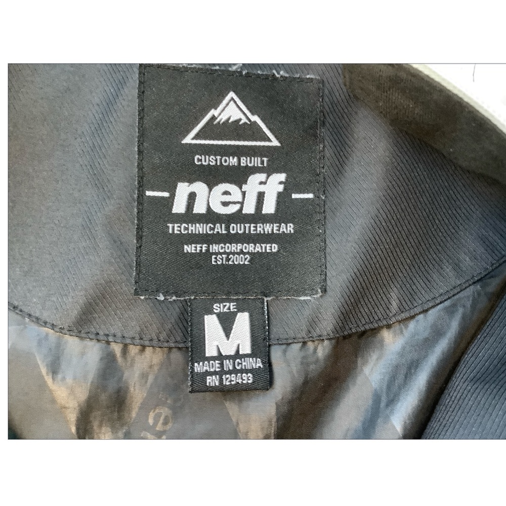 Neff Destroyer 2 Men's Snowboard/Ski Jacket Black White Camo Size Medium - Picture 3 of 12